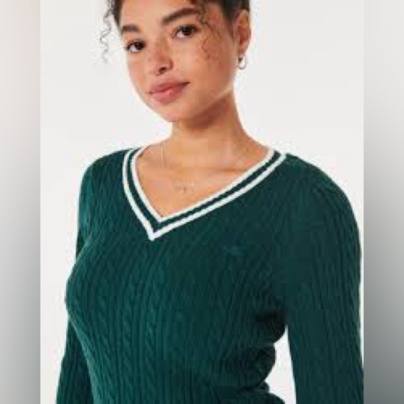 HOLLISTER Green V-neck Cable sweater long sleeve X-SMALL - Picture 4 of 8